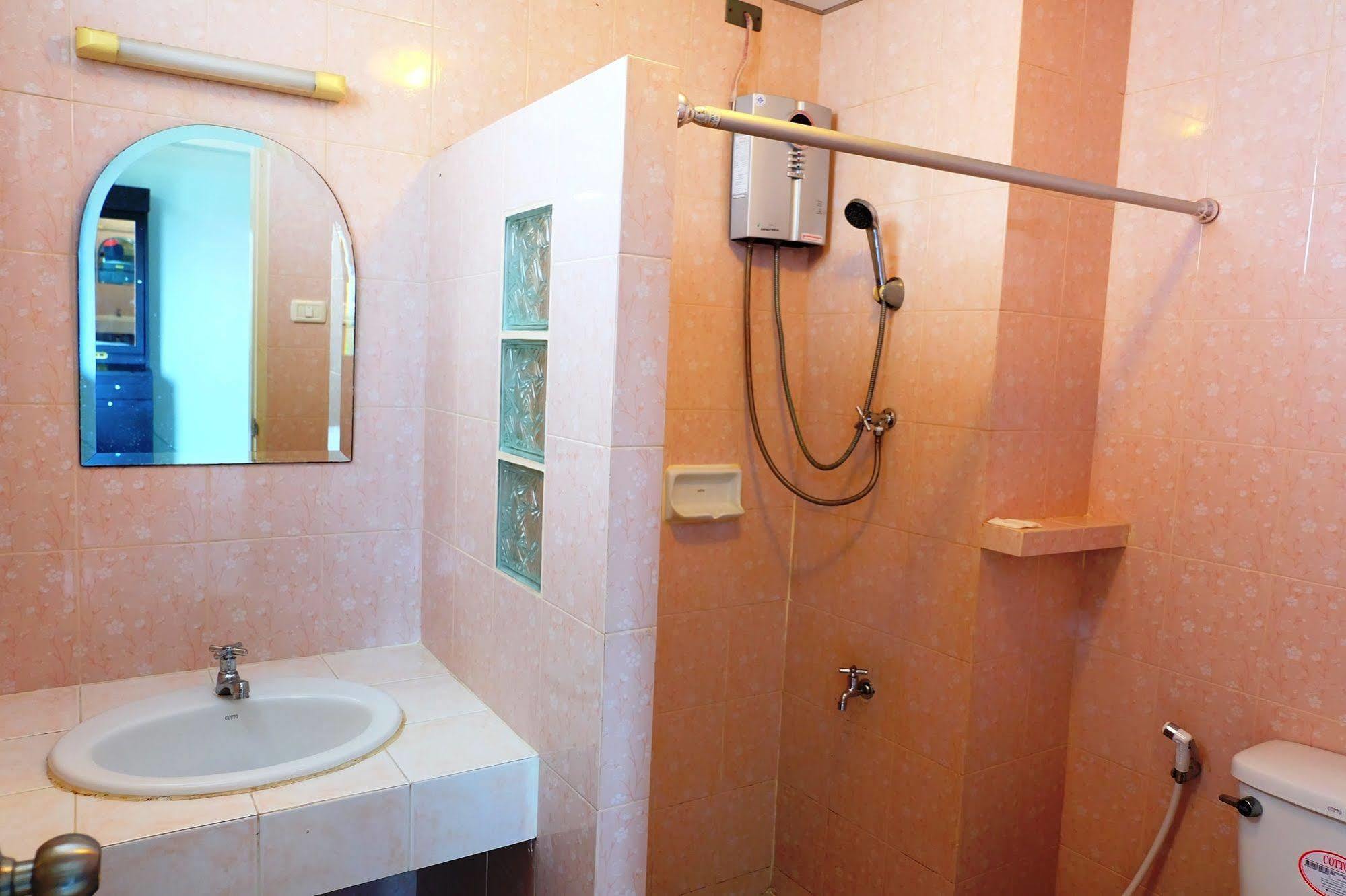 Larrivee Hotel Bang Bo Ngoại thất bức ảnh